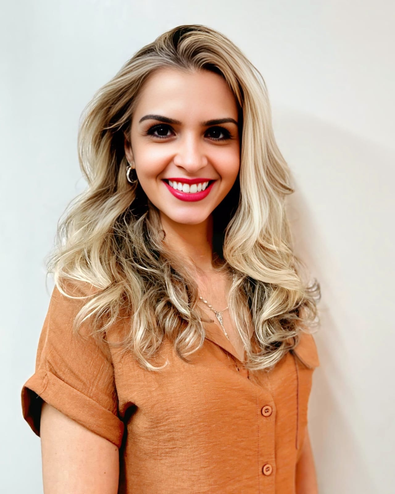 Dra Ana Carolina Adeodato